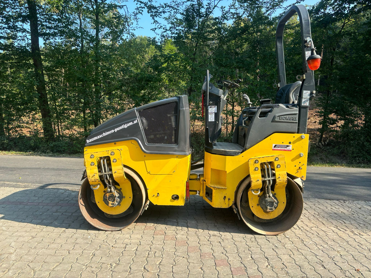 BOMAG BW 120 AD-5 - Mini válec: obrázek 1 BOMAG BW 120 AD-5 - Mini válec: obrázek 1