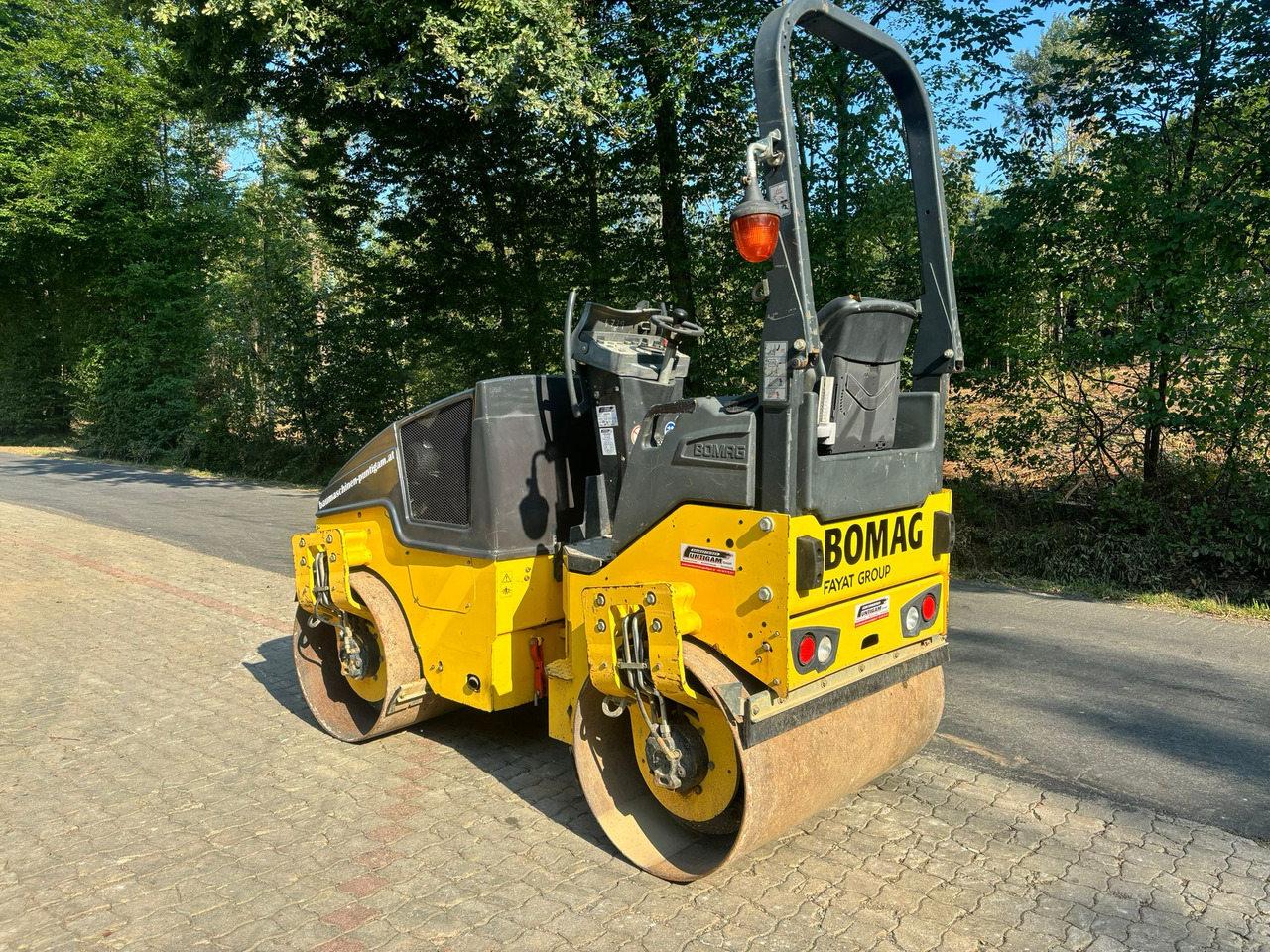 BOMAG BW 120 AD-5 - Mini válec: obrázek 5 BOMAG BW 120 AD-5 - Mini válec: obrázek 5