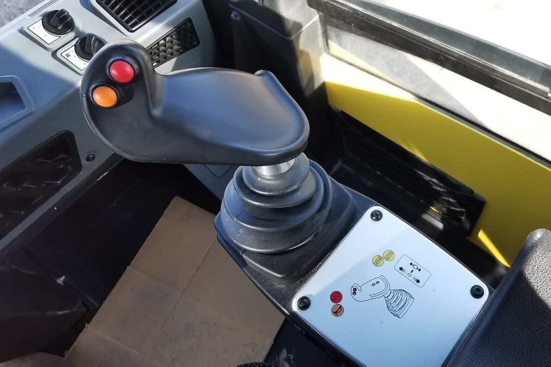 Válec BOMAG BW 219 D-5: obrázek 14