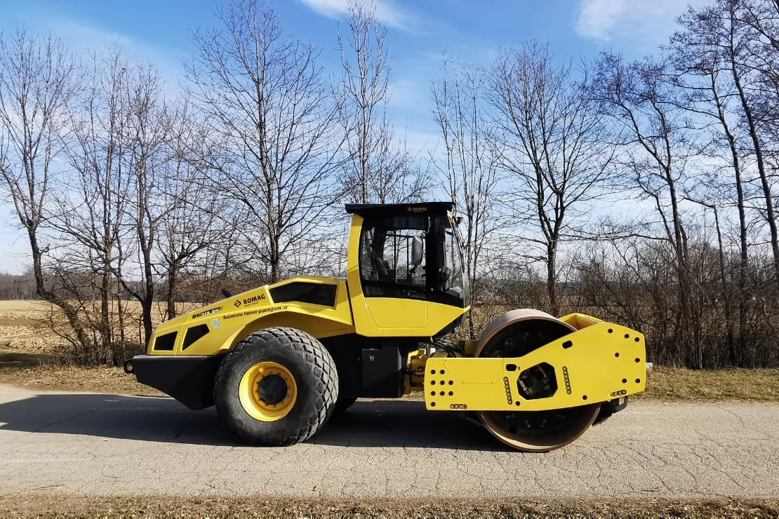 BOMAG BW 219 D-5 - Válec: obrázek 2 BOMAG BW 219 D-5 - Válec: obrázek 2