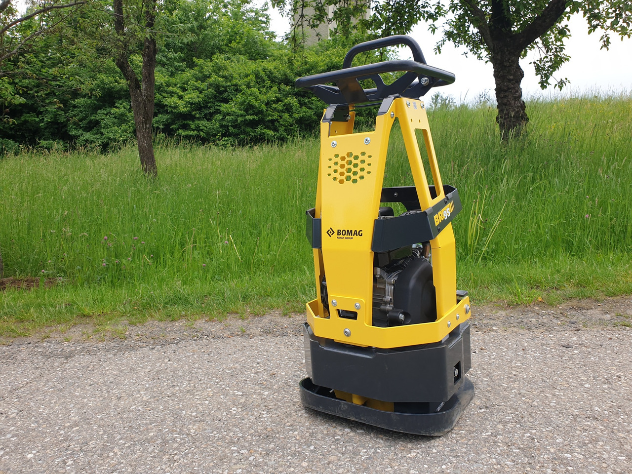 Bomag BR 95 - Vibrační deska: obrázek 2 Bomag BR 95 - Vibrační deska: obrázek 2