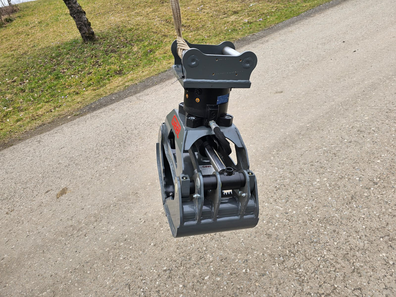 Geel UG02 - Drapák pro Mini rýpadlo: obrázek 2 Geel UG02 - Drapák pro Mini rýpadlo: obrázek 2