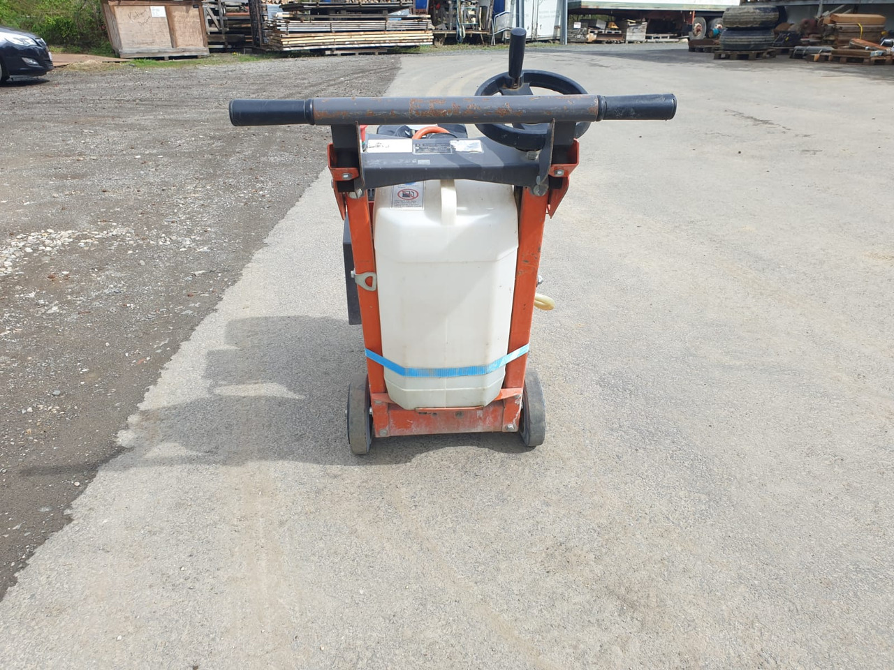 HUSQVARNA FS 400 LV - Stavební zařízení: obrázek 2 HUSQVARNA FS 400 LV - Stavební zařízení: obrázek 2