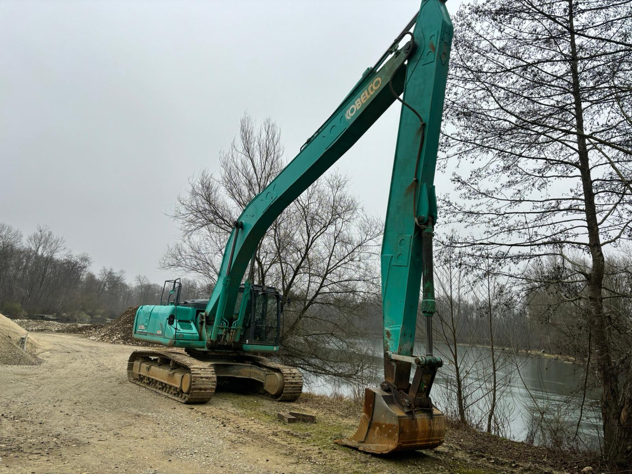KOBELCO SK 350 Long Reach - Pásové rýpadlo: obrázek 4 KOBELCO SK 350 Long Reach - Pásové rýpadlo: obrázek 4