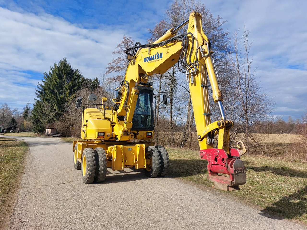 KOMATSU PW 118 MR-8 - Kolesové rýpadlo: obrázek 4 KOMATSU PW 118 MR-8 - Kolesové rýpadlo: obrázek 4