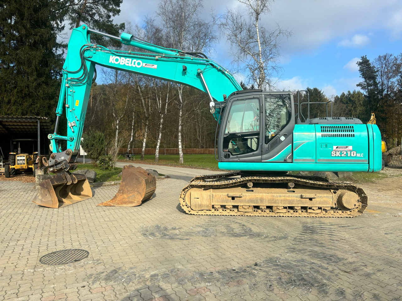 Kobelco SK 210 NLC-9 - Pásové rýpadlo: obrázek 1 Kobelco SK 210 NLC-9 - Pásové rýpadlo: obrázek 1