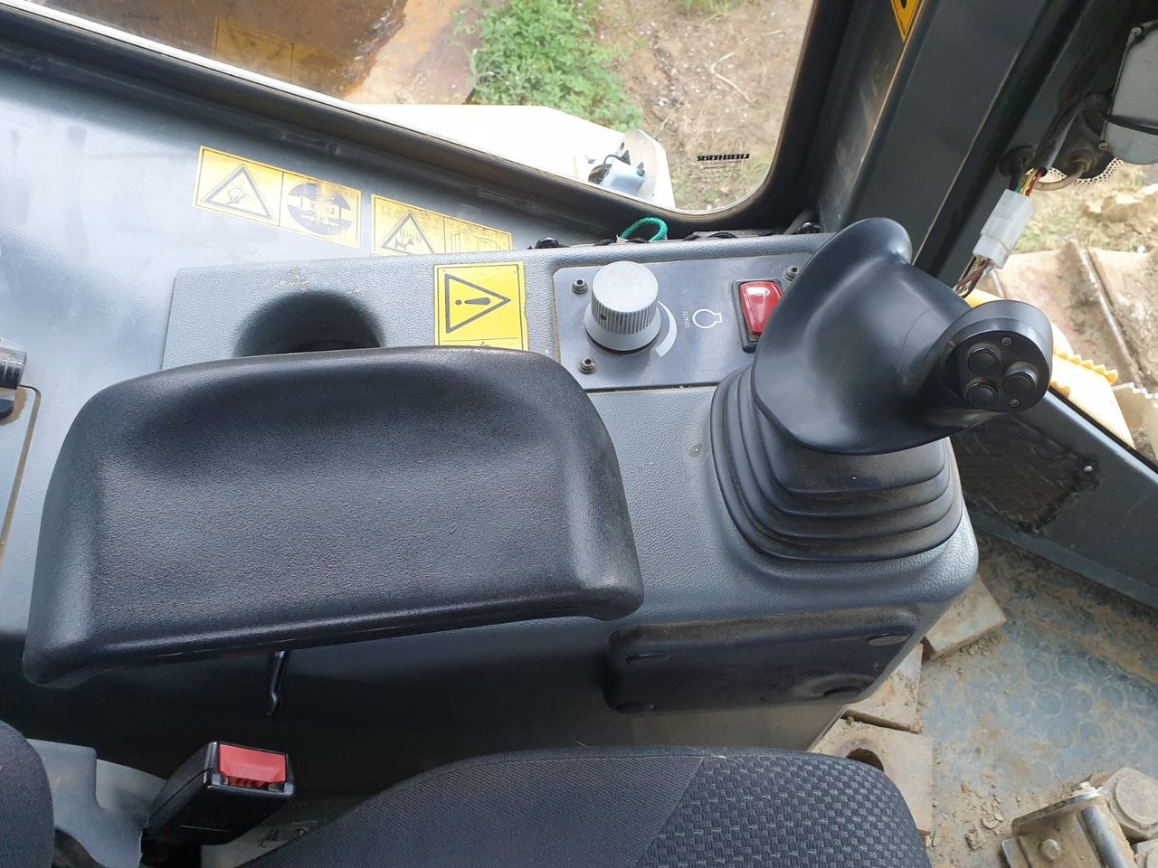Buldozer LIEBHERR PR 726 LGP: obrázek 18