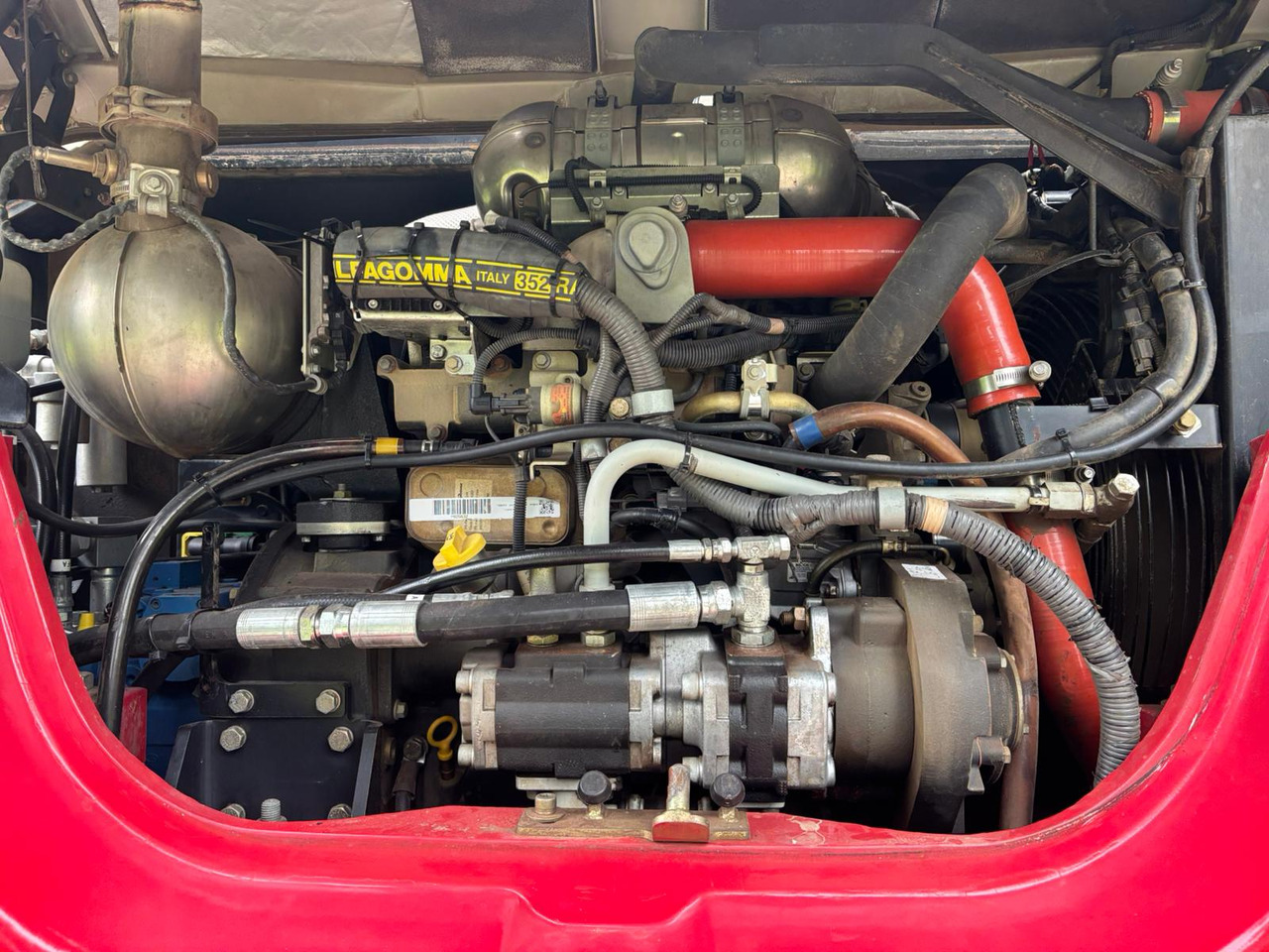 Kolesové rýpadlo TAKEUCHI TB 295 W: obrázek 9