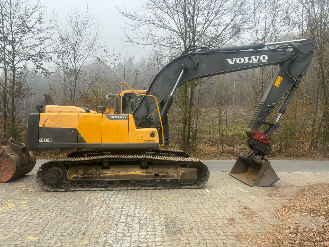Volvo EC 220 DL - Pásové rýpadlo: obrázek 2 Volvo EC 220 DL - Pásové rýpadlo: obrázek 2