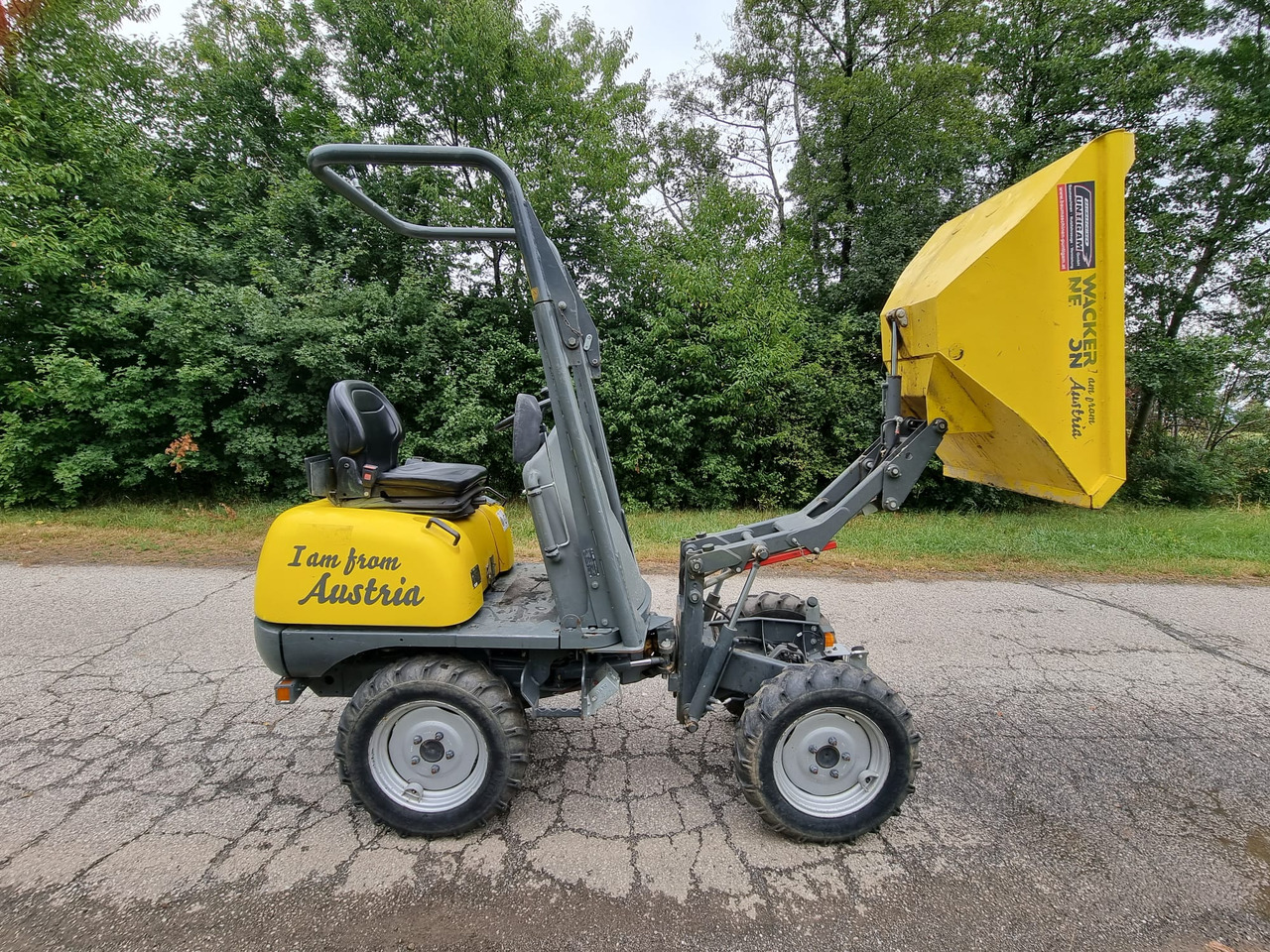 WACKER Neuson 1001 - Mini-sklápěčka: obrázek 2 WACKER Neuson 1001 - Mini-sklápěčka: obrázek 2