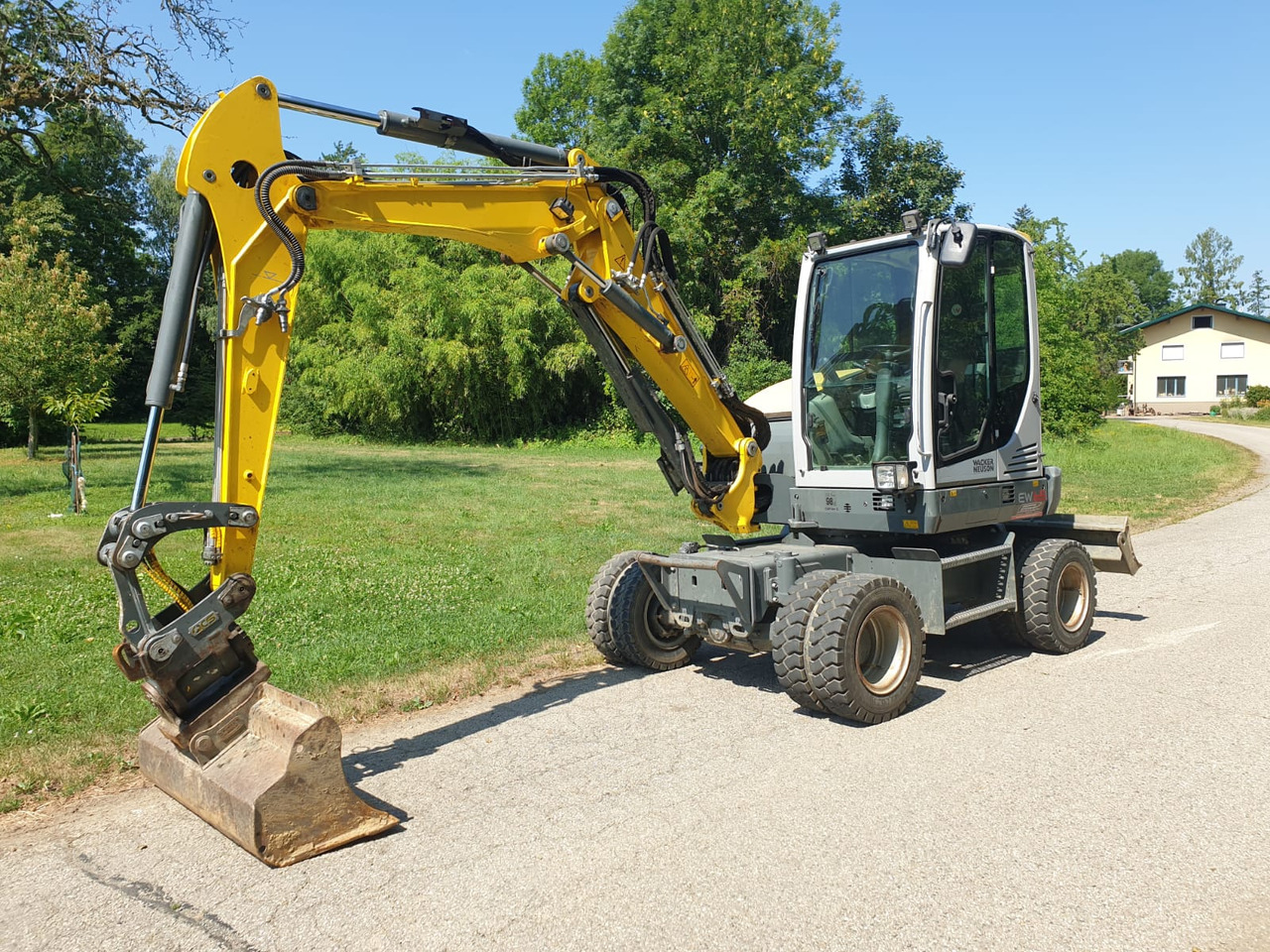 WACKER Neuson EW 65 - Kolesové rýpadlo: obrázek 3 WACKER Neuson EW 65 - Kolesové rýpadlo: obrázek 3