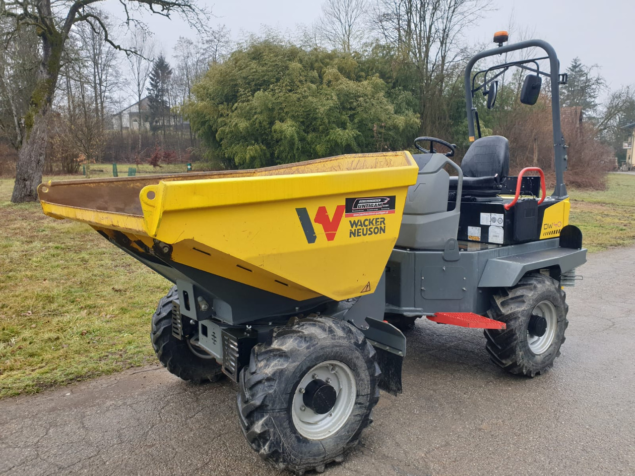 Wacker Neuson DW 40 - Mini-sklápěčka: obrázek 3 Wacker Neuson DW 40 - Mini-sklápěčka: obrázek 3