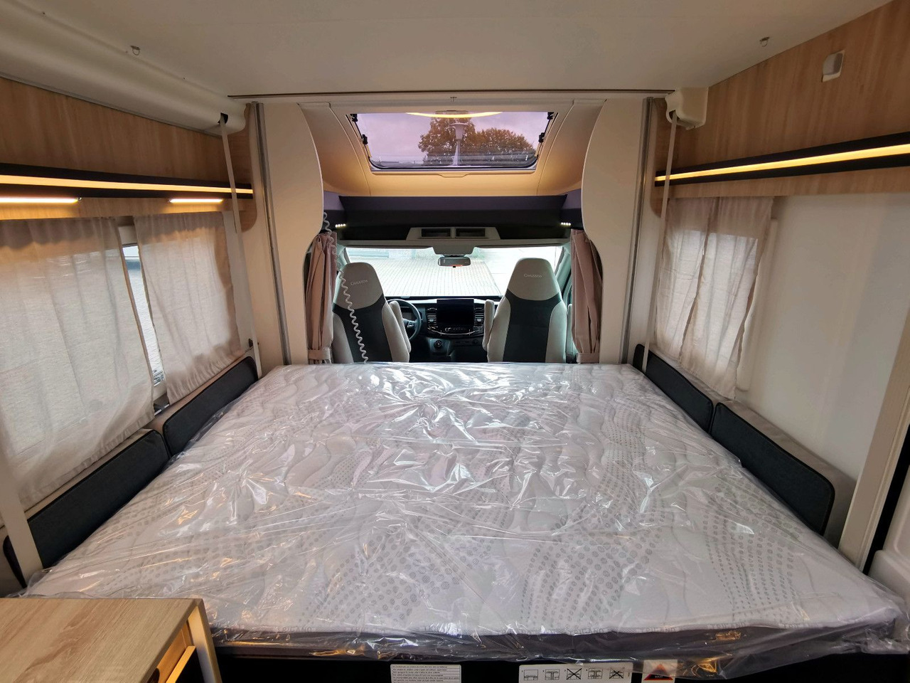 Chausson 640 TITANIUM / - 2026 - / XXL- HUBBETT & RAUMBAD leasing Chausson 640 TITANIUM / - 2026 - / XXL- HUBBETT & RAUMBAD: obrázek 13