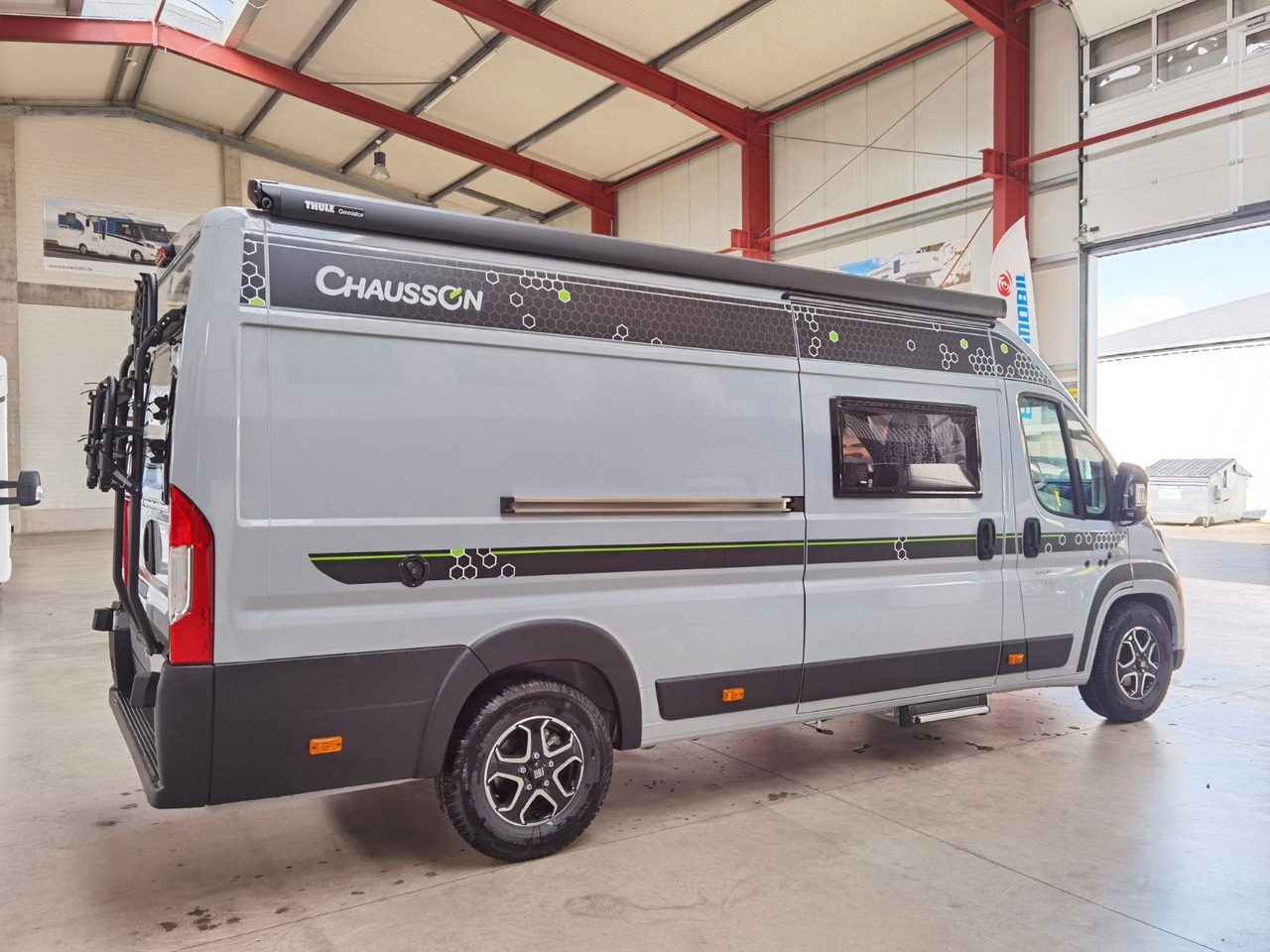 Chausson V690 SPORT LINE / 140PS-8G / XL -HUBBETT E.-BIKE - Obytná dodávka: obrázek 4 Chausson V690 SPORT LINE / 140PS-8G / XL -HUBBETT E.-BIKE - Obytná dodávka: obrázek 4