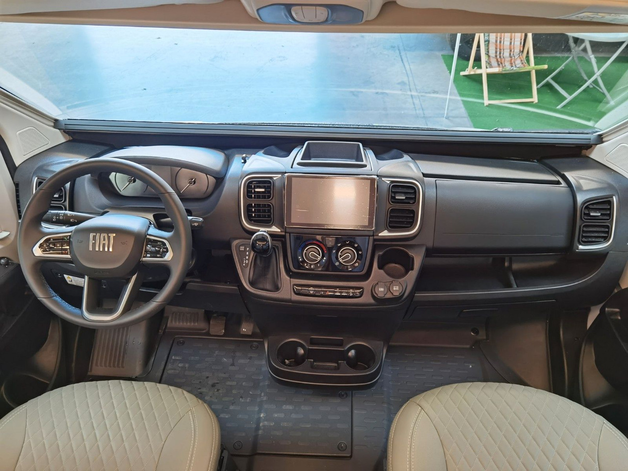 Chausson V697 SPORT LINE / 140PS-8G / EINZELBETTEN - GARA leasing Chausson V697 SPORT LINE / 140PS-8G / EINZELBETTEN - GARA: obrázek 10
