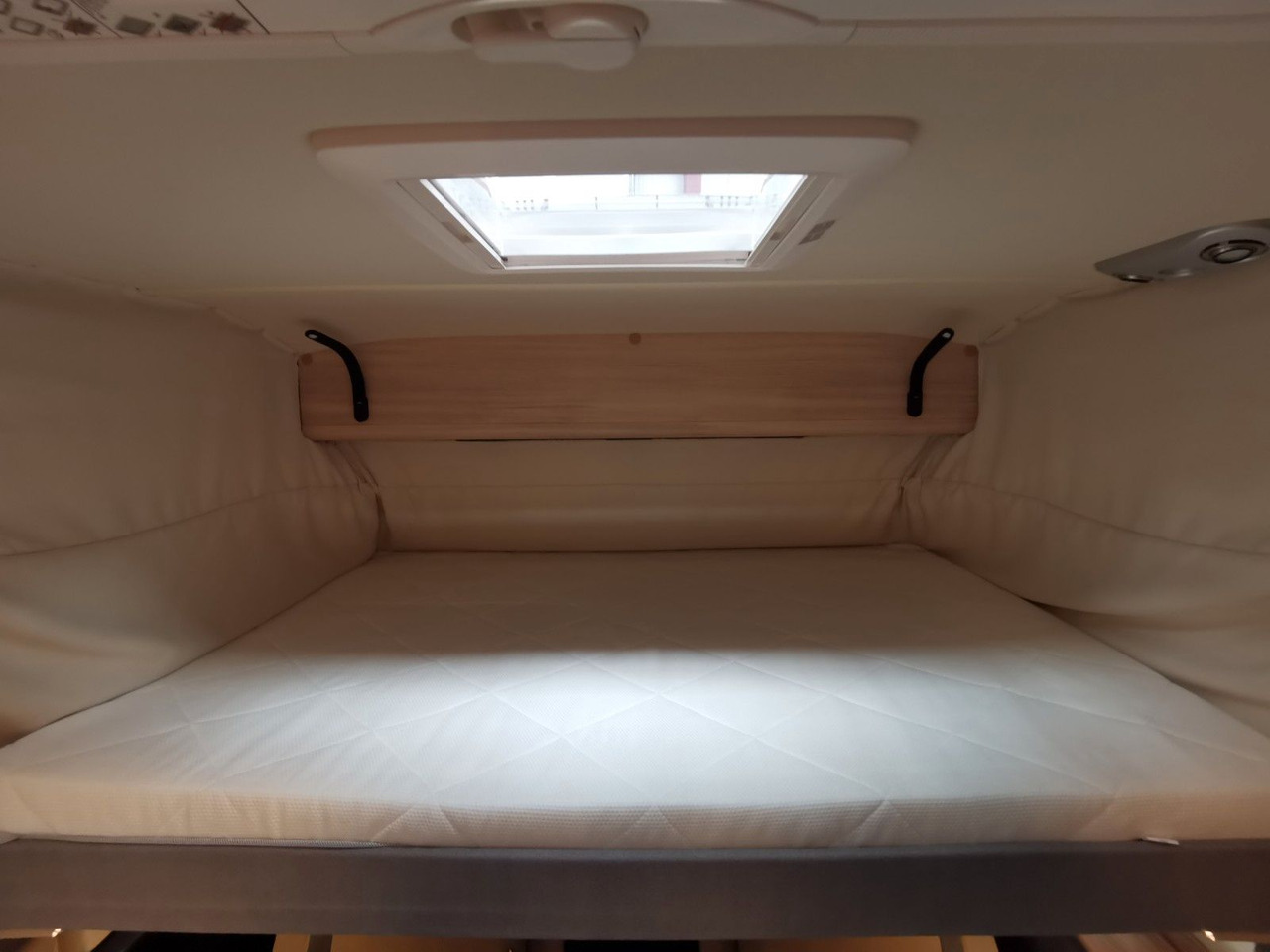 Integrovaný obytný vůz Eura Mobil INTEGRA LINE 720 EB /-2026- /8G-180PS/PLUS-PAKET: obrázek 22