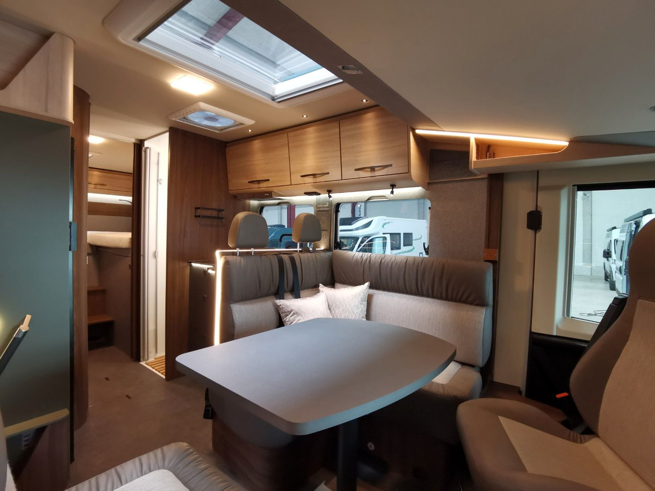 Integrovaný obytný vůz Eura Mobil INTEGRA LINE 720 EB /-2026- /8G-180PS/PLUS-PAKET: obrázek 16