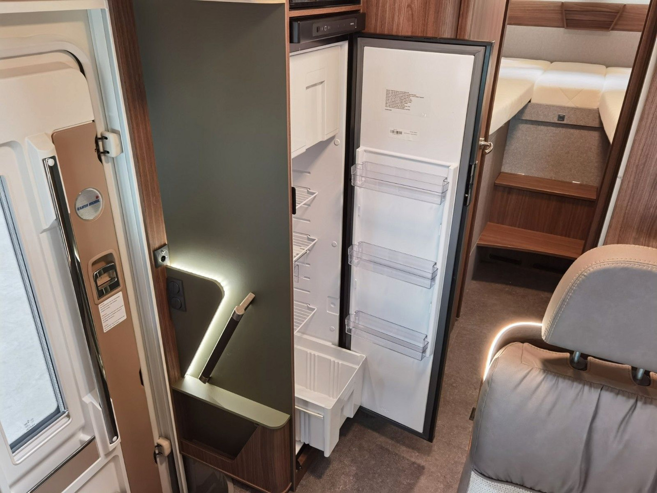 Integrovaný obytný vůz Eura Mobil INTEGRA LINE 720 EB /-2026- /8G-180PS/PLUS-PAKET: obrázek 17