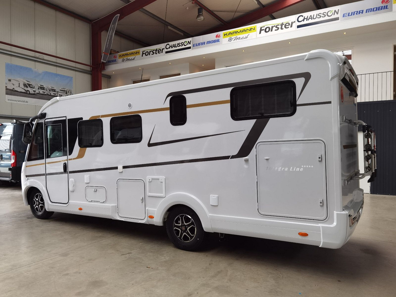Eura Mobil INTEGRA LINE 720 EF /180PS-9G MAXI/ EINZELBETTEN - Integrovaný obytný vůz: obrázek 5 Eura Mobil INTEGRA LINE 720 EF /180PS-9G MAXI/ EINZELBETTEN - Integrovaný obytný vůz: obrázek 5