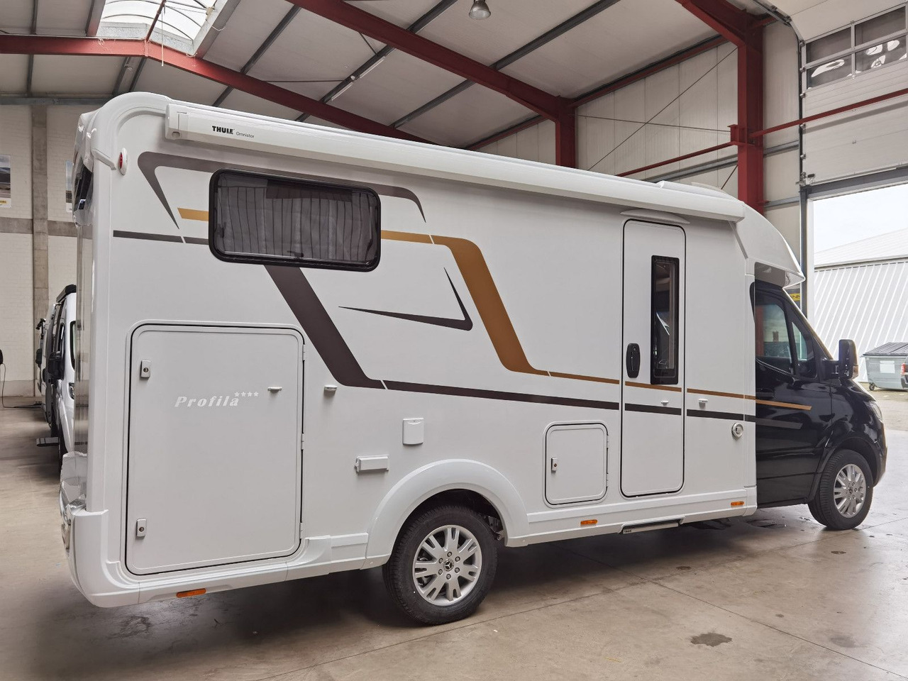 Eura Mobil PROFILA T 696 EB /MONDIAL S-P. 2025/EINZELBETTEN - Polointegrovaný obytný vůz: obrázek 4 Eura Mobil PROFILA T 696 EB /MONDIAL S-P. 2025/EINZELBETTEN - Polointegrovaný obytný vůz: obrázek 4