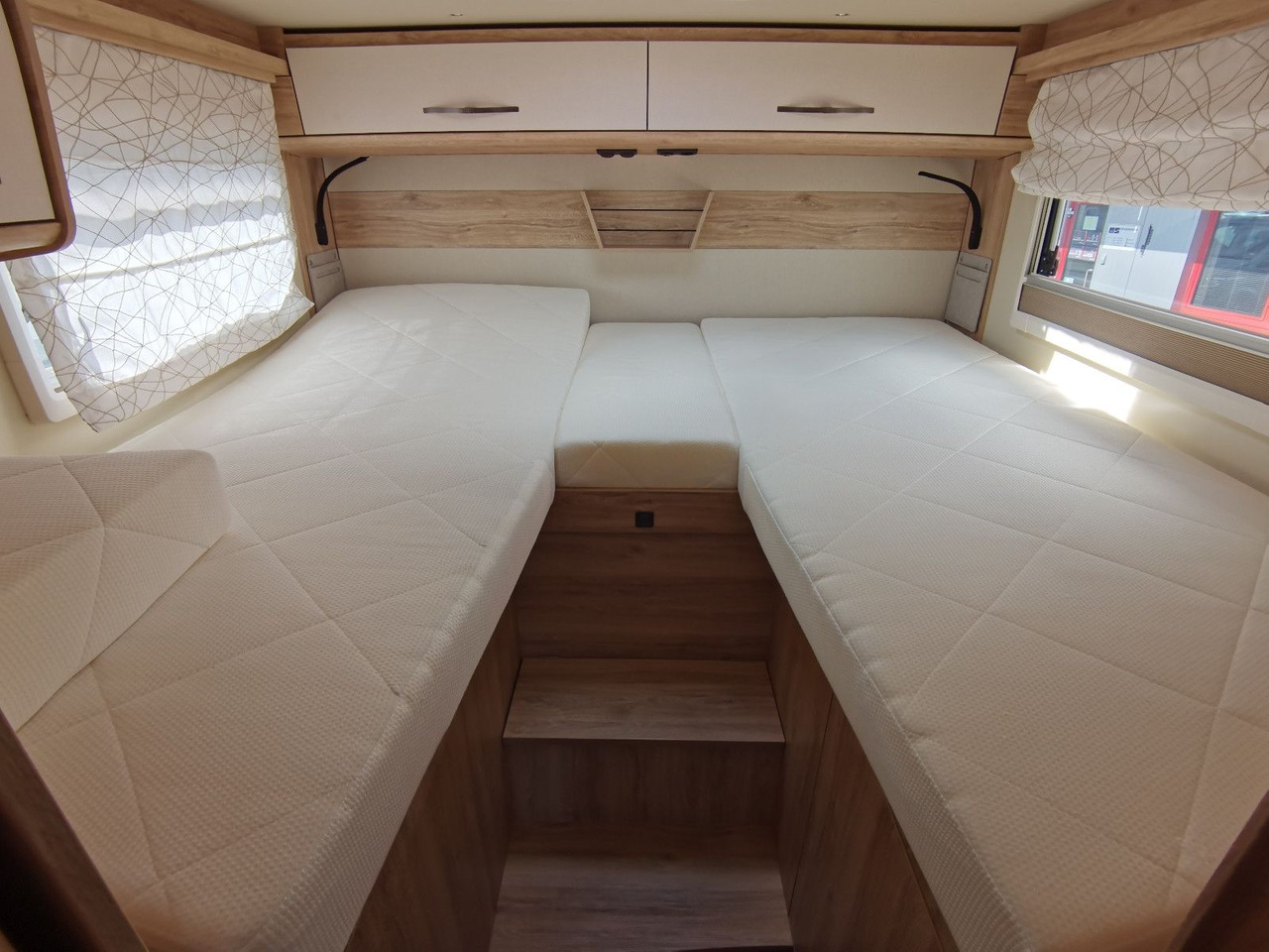 Polointegrovaný obytný vůz Eura Mobil PROFILA T 720 EB /-2026-/ EINZELBETTEN & RAUMBAD: obrázek 20