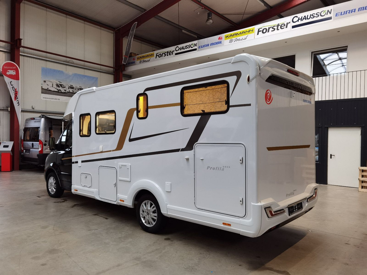 Eura Mobil PROFILA T 726 EF /-2025-/ MONDIAL PLUS & S-PAKET leasing Eura Mobil PROFILA T 726 EF /-2025-/ MONDIAL PLUS & S-PAKET: obrázek 8