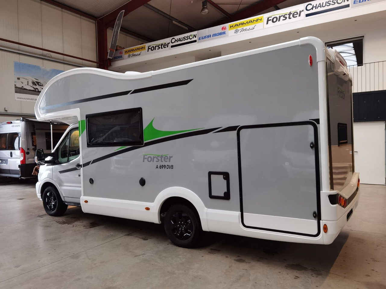Forster A 699 DVB / -2026- / 165PS-8G AUTOMATIK - Alkovna: obrázek 5 Forster A 699 DVB / -2026- / 165PS-8G AUTOMATIK - Alkovna: obrázek 5