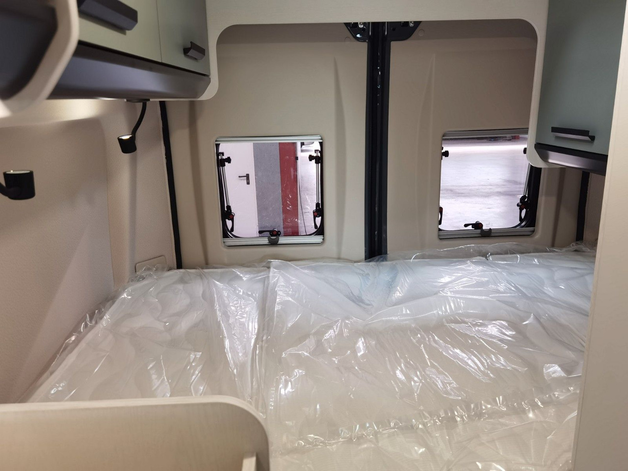 Obytná dodávka Karmann DAVIS 540 TRENDSTYLE / -2026- / 140PS-AUTOMATIK: obrázek 23 Obytná dodávka Karmann DAVIS 540 TRENDSTYLE / -2026- / 140PS-AUTOMATIK: obrázek 23