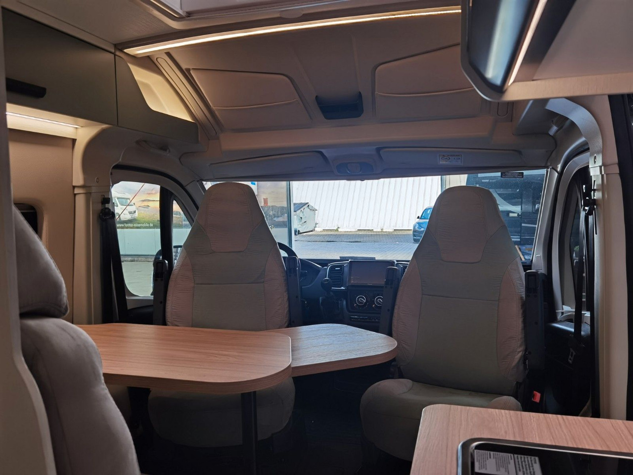 Obytná dodávka Karmann DAVIS 540 TRENDSTYLE / -2026- / 140PS-AUTOMATIK: obrázek 24 Obytná dodávka Karmann DAVIS 540 TRENDSTYLE / -2026- / 140PS-AUTOMATIK: obrázek 24