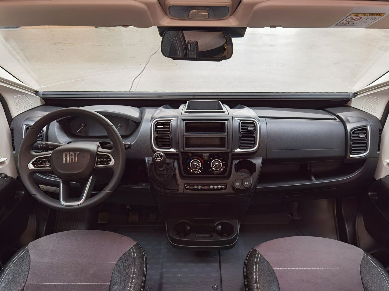 Obytná dodávka Karmann DEXTER 580 /-MODELL 2026-/ PANORAMA DACHFENSTER: obrázek 12