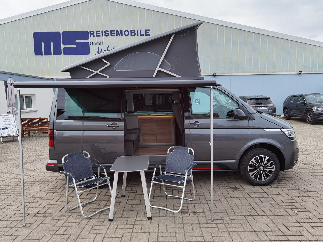 Mikrobus Volkswagen T6.1 CALIFORNIA OCEAN EDITION / DSG / ACC / NAVI: obrázek 16