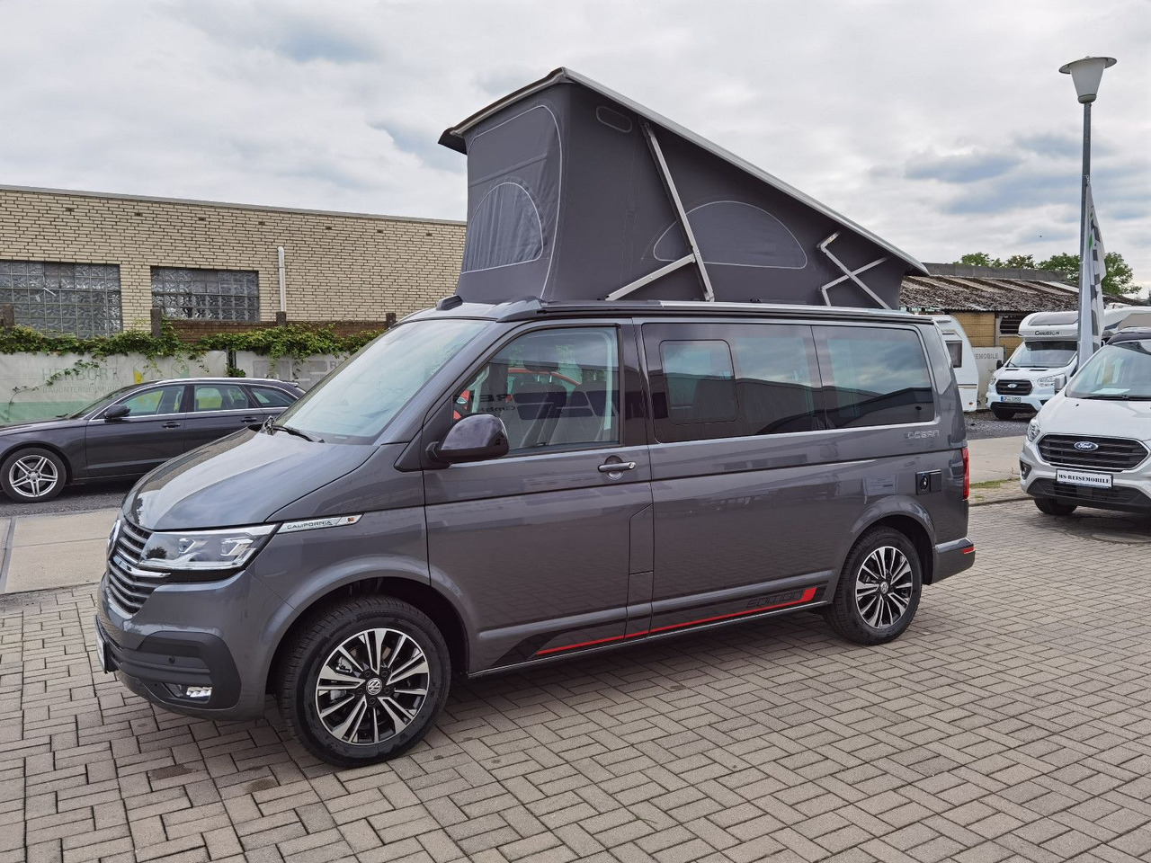 Mikrobus Volkswagen T6.1 CALIFORNIA OCEAN EDITION / DSG / ACC / NAVI: obrázek 12