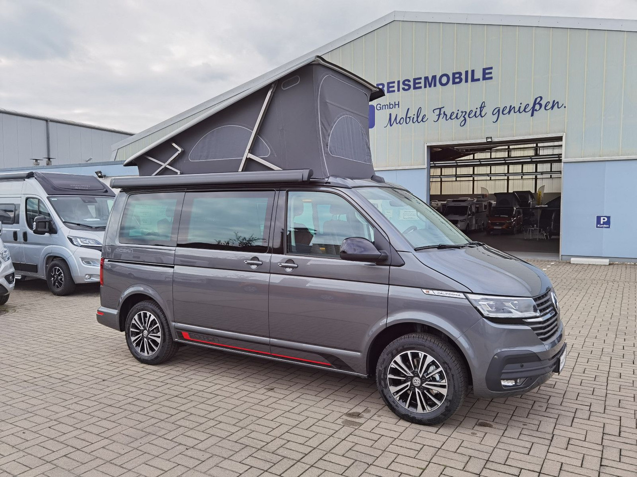 Mikrobus Volkswagen T6.1 CALIFORNIA OCEAN EDITION / DSG / ACC / NAVI: obrázek 9