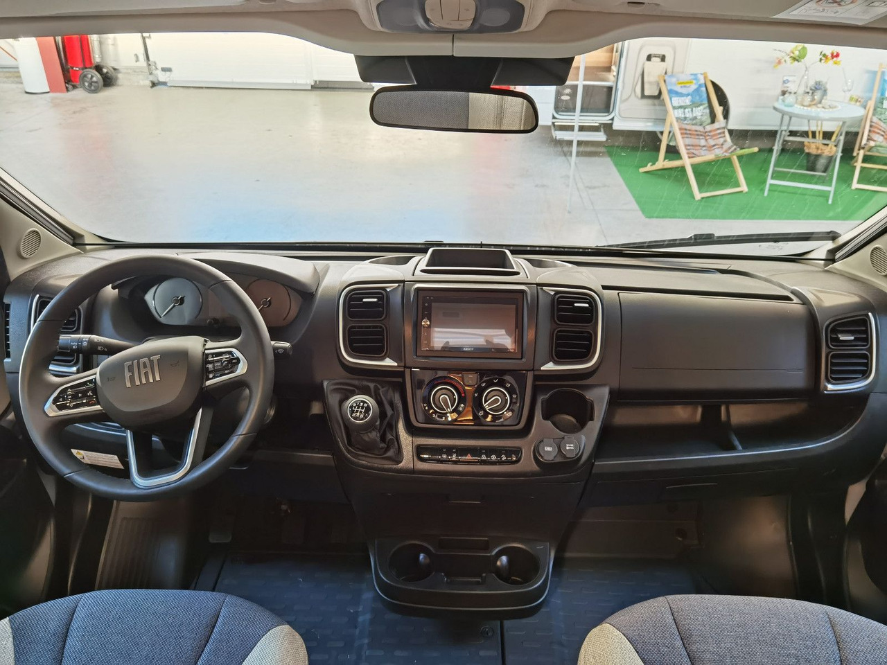Alkovna Weinsberg CARAHOME 650 DG / - MODELL 2025 - / 140 PS: obrázek 12