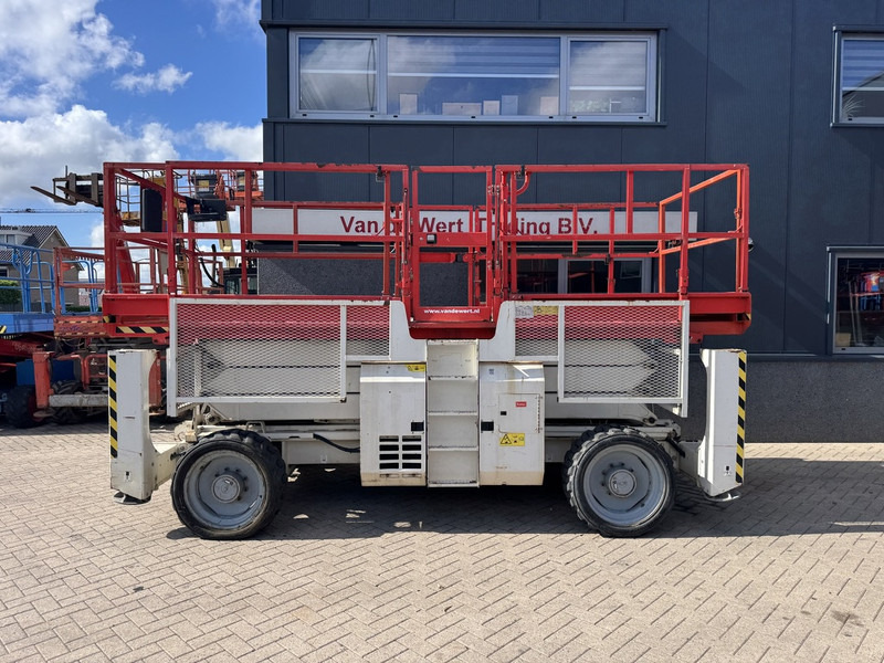 Genie GS 3390 RT Schaarhoogwerker / Scissor Lift / Arbeitsbuhne 12mtr werkhoogte 4x4 Deutz DIESEL 2013 - Nůžková plošina: obrázek 1 Genie GS 3390 RT Schaarhoogwerker / Scissor Lift / Arbeitsbuhne 12mtr werkhoogte 4x4 Deutz DIESEL 2013 - Nůžková plošina: obrázek 1