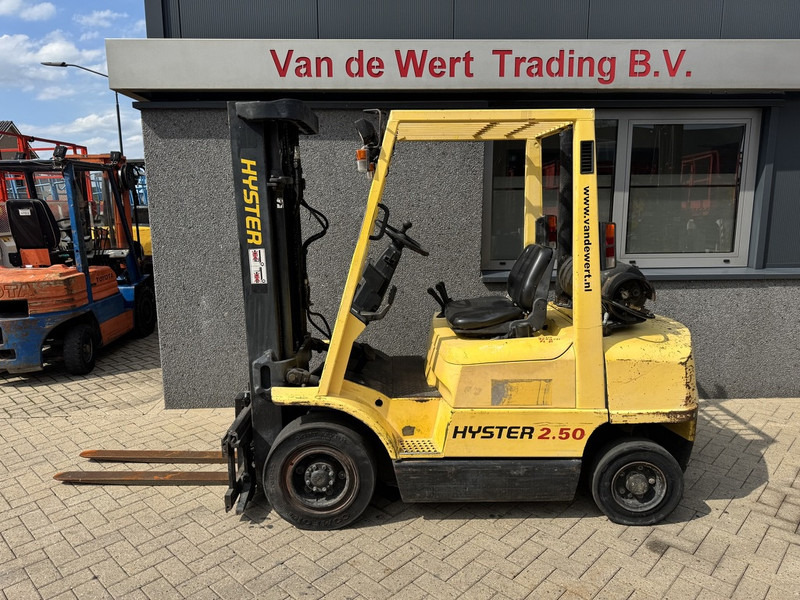 Hyster H2.50XM Triplo 470 Freelift / Sideshift LPG 1995 - Plynový vysokozdvižný vozík: obrázek 1 Hyster H2.50XM Triplo 470 Freelift / Sideshift LPG 1995 - Plynový vysokozdvižný vozík: obrázek 1