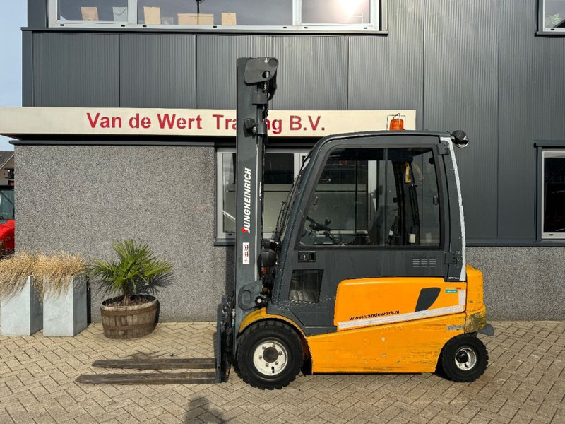 Jungheinrich EFG 430 K - Elektrický vysokozdvižný vozík: obrázek 1 Jungheinrich EFG 430 K - Elektrický vysokozdvižný vozík: obrázek 1