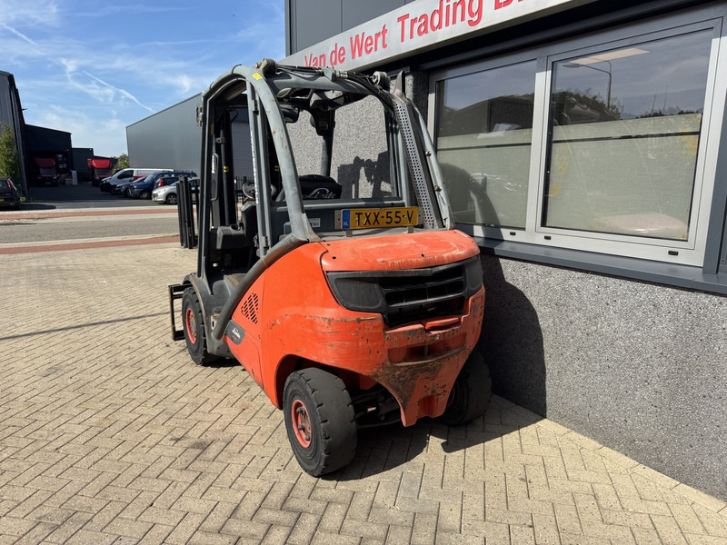 Linde H30D-02 Triplo 465 Freelift / Sideshift / VW Diesel 2014 - Dieselový vysokozdvižný vozík: obrázek 4 Linde H30D-02 Triplo 465 Freelift / Sideshift / VW Diesel 2014 - Dieselový vysokozdvižný vozík: obrázek 4