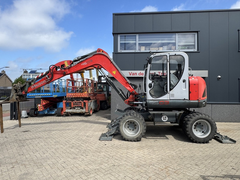 Autojeřáb Neuson 9503 WD Mobiele Kraan 2009 Palletvork, Stenenklem, 2x Bak 8860hours Deutz Diesel: obrázek 6