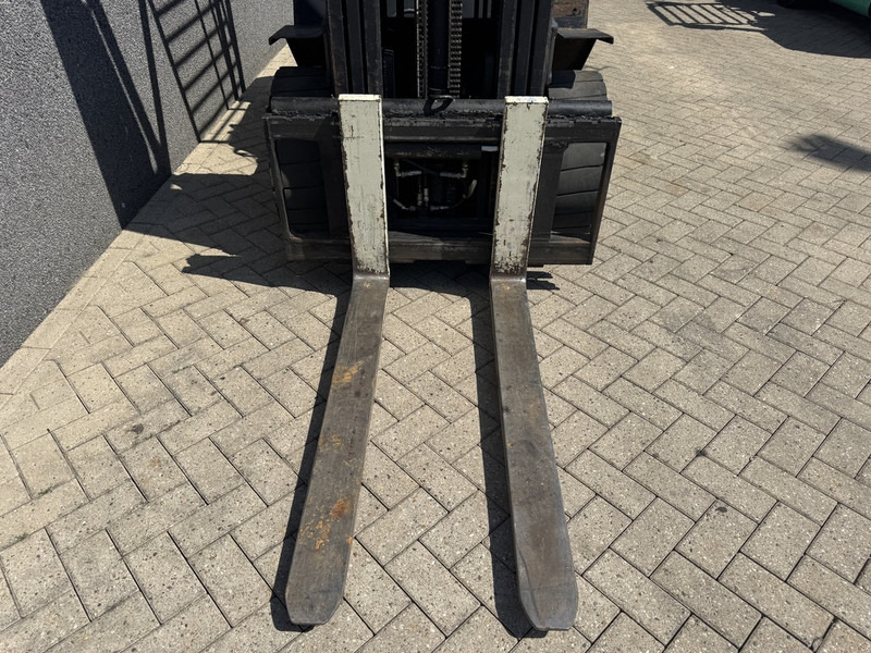 Dieselový vysokozdvižný vozík Yale GDP30TP: obrázek 9 Dieselový vysokozdvižný vozík Yale GDP30TP: obrázek 9