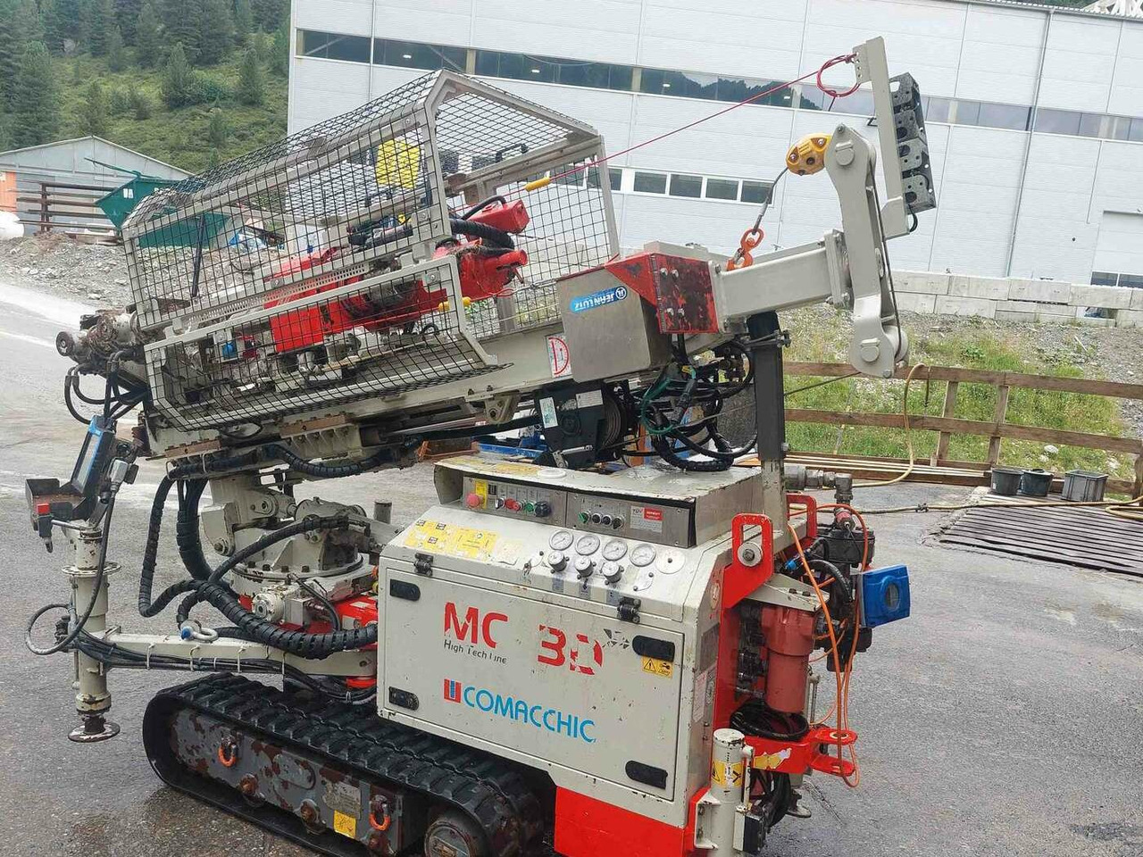 Comacchio MC 3D - Vrtná souprava: obrázek 1 Comacchio MC 3D - Vrtná souprava: obrázek 1