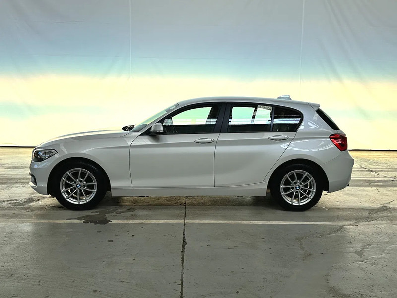 BMW 1-serie EURO 6B - Sedan: obrázek 2 BMW 1-serie EURO 6B - Sedan: obrázek 2