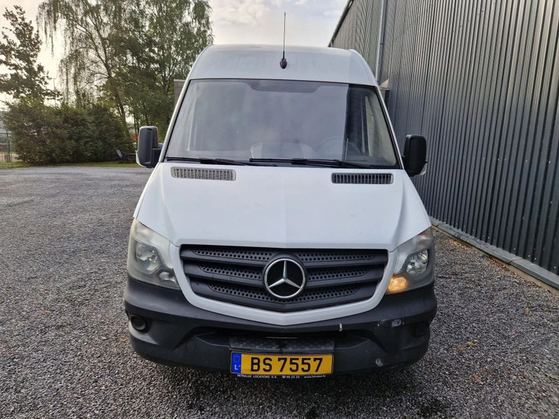 Mercedes-Benz Sprinter 314 AIRCO / MANUEL/ NOUVEAU MOTEUR 320000 km - Furgon: obrázek 2 Mercedes-Benz Sprinter 314 AIRCO / MANUEL/ NOUVEAU MOTEUR 320000 km - Furgon: obrázek 2