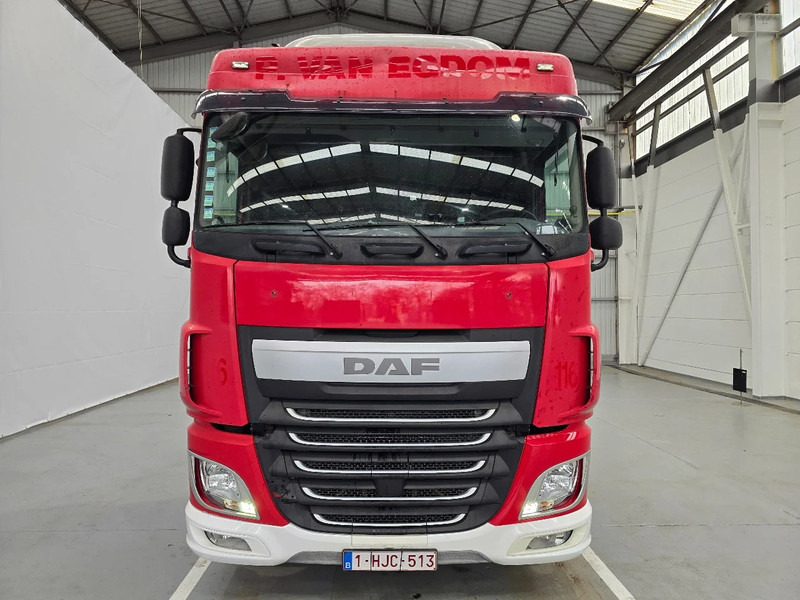 DAF XF 106.460 EURO 6 / RETARDER / PTO / MANUEL / AIRCO - Tahač: obrázek 2 DAF XF 106.460 EURO 6 / RETARDER / PTO / MANUEL / AIRCO - Tahač: obrázek 2