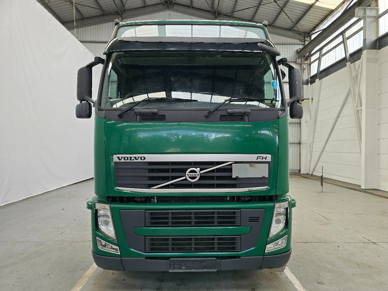 Volvo FH 13.460 6x2 / RHD / AIRCO / LIFTAS - Tahač: obrázek 2 Volvo FH 13.460 6x2 / RHD / AIRCO / LIFTAS - Tahač: obrázek 2
