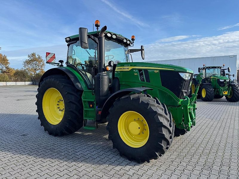 John Deere 6R195 AP 50KM COMMAND-PRO 2023 1490 UUR!!! - Traktor: obrázek 2 John Deere 6R195 AP 50KM COMMAND-PRO 2023 1490 UUR!!! - Traktor: obrázek 2