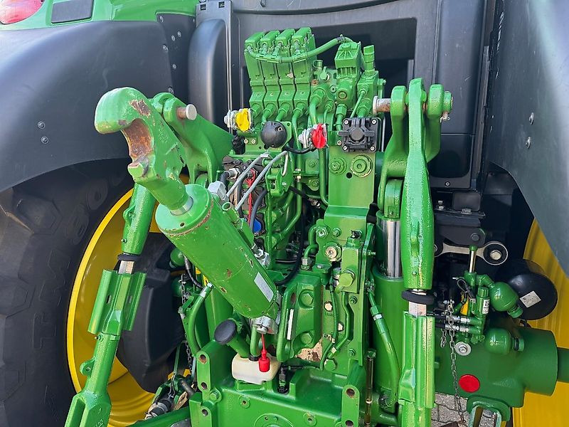 John Deere 6R195 AP 50KM COMMAND-PRO 2023 FH+FA!!! - Traktor: obrázek 4 John Deere 6R195 AP 50KM COMMAND-PRO 2023 FH+FA!!! - Traktor: obrázek 4