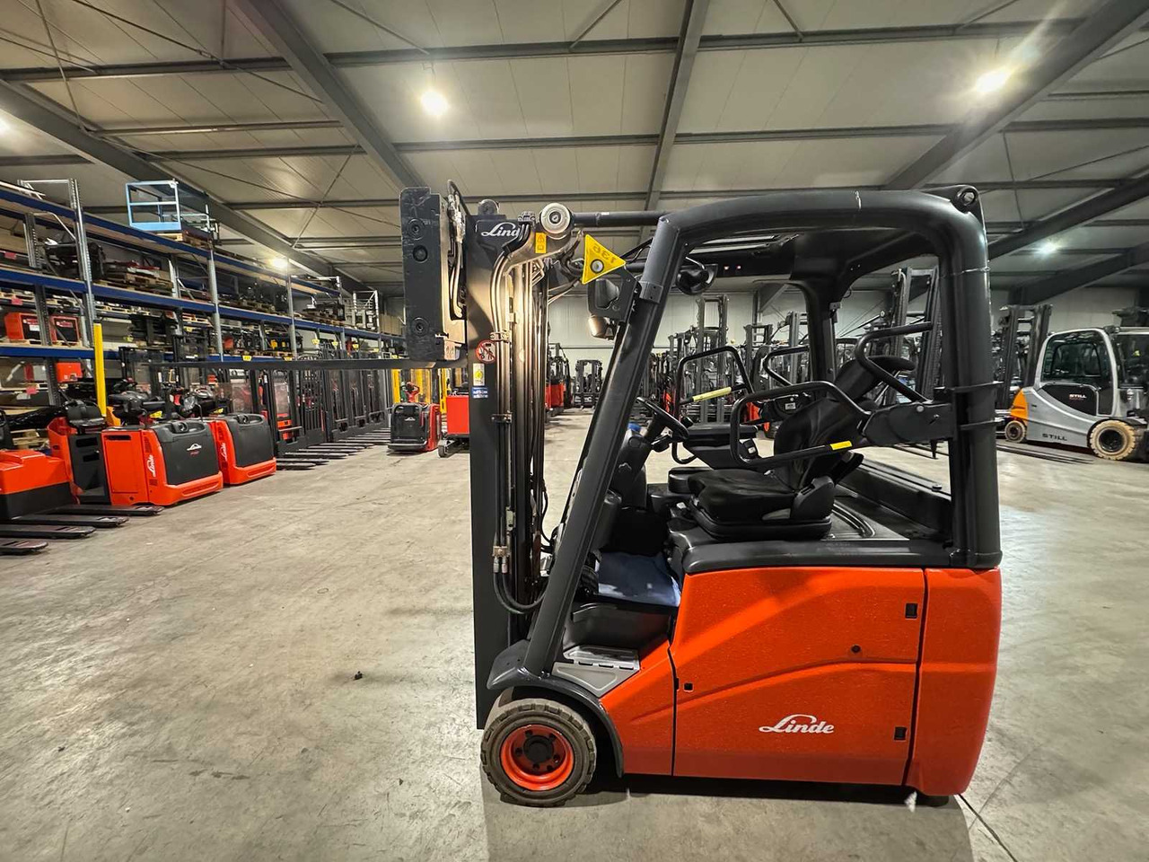 05/2024 SERVICE + UVV 12/2026 LINDE E16H 1.600KG 3.+4. VALVE FORK ADJUSTER DUPLEX FREE LIFT ELECTRIC FORKLIFT 7.089 HOURS - Vysokozdvižný vozík: obrázek 1 05/2024 SERVICE + UVV 12/2026 LINDE E16H 1.600KG 3.+4. VALVE FORK ADJUSTER DUPLEX FREE LIFT ELECTRIC FORKLIFT 7.089 HOURS - Vysokozdvižný vozík: obrázek 1