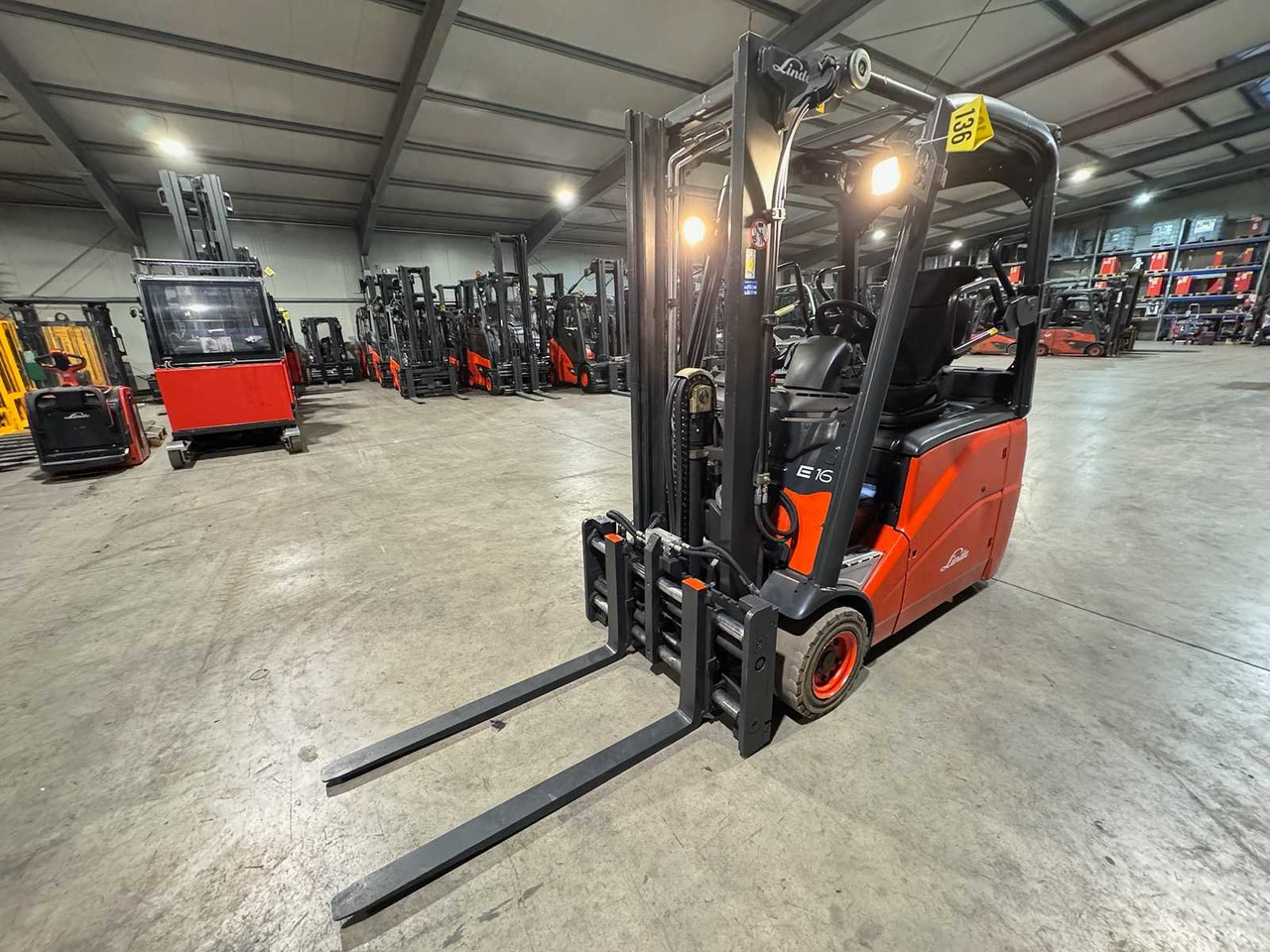 05/2024 SERVICE + UVV 12/2026 LINDE E16H 1.600KG 3.+4. VALVE FORK ADJUSTER DUPLEX FREE LIFT ELECTRIC FORKLIFT 7.089 HOURS - Vysokozdvižný vozík: obrázek 2 05/2024 SERVICE + UVV 12/2026 LINDE E16H 1.600KG 3.+4. VALVE FORK ADJUSTER DUPLEX FREE LIFT ELECTRIC FORKLIFT 7.089 HOURS - Vysokozdvižný vozík: obrázek 2