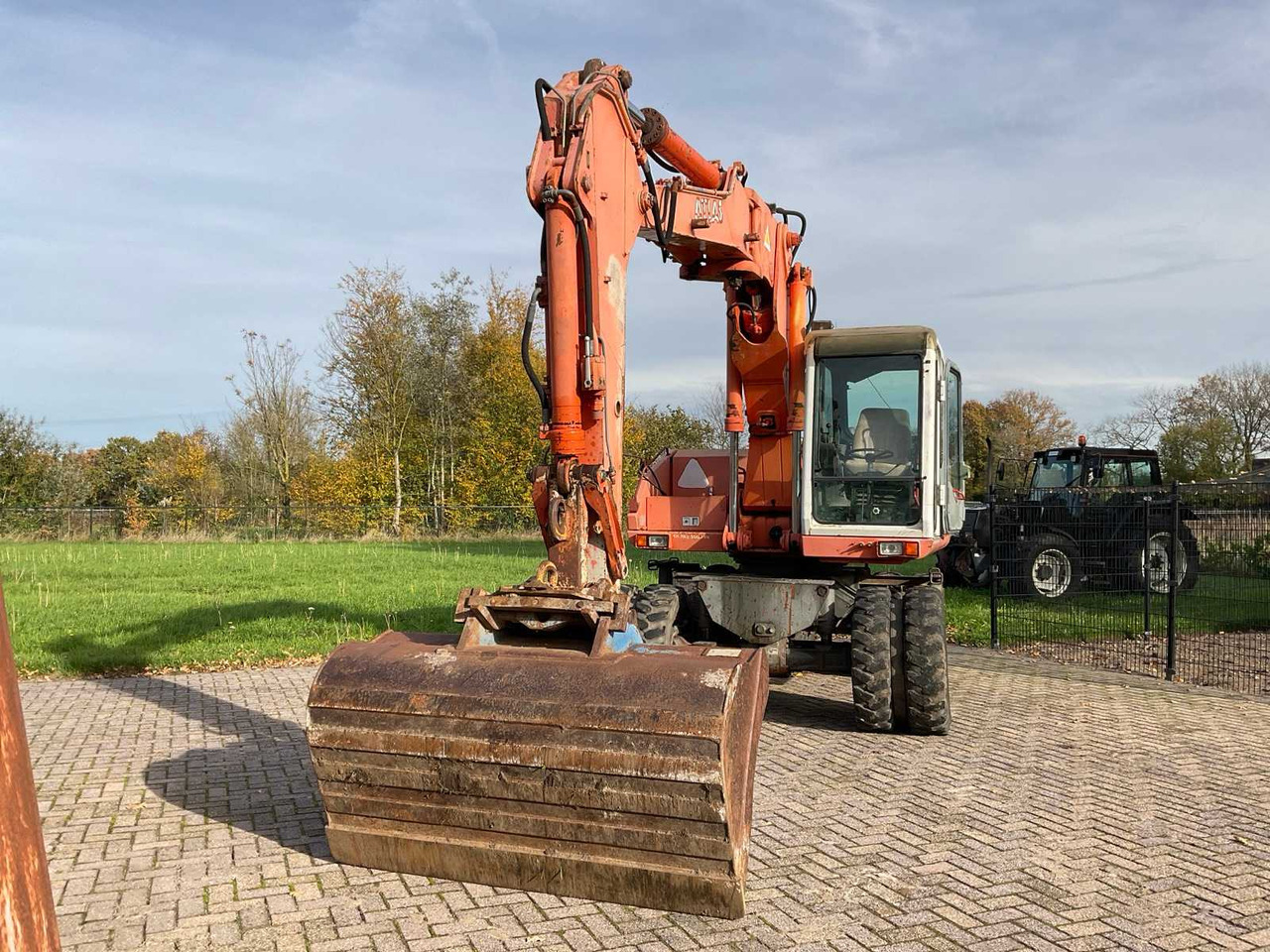 1996 ATLAS 1404 WHEELED EXCAVATOR - Kolesové rýpadlo: obrázek 3 1996 ATLAS 1404 WHEELED EXCAVATOR - Kolesové rýpadlo: obrázek 3